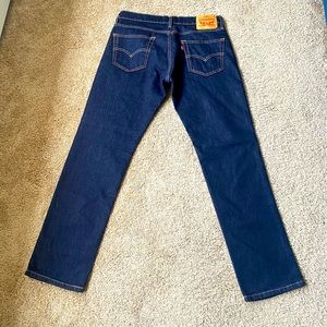 Brand “NWOT” Levi’s 511 Jeans waist 33/30 Navy color jeans
